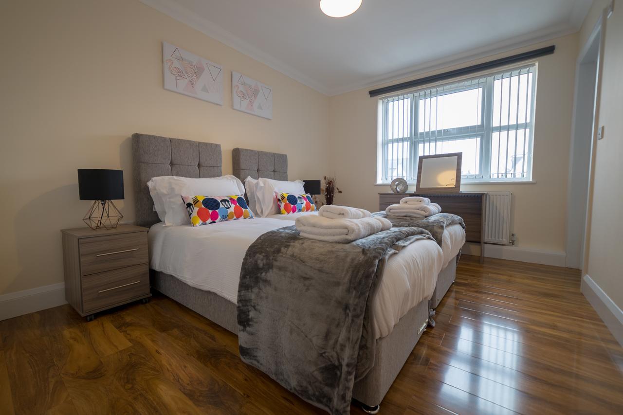 London Heathrow Serviced Apartments Ashford  Exterior foto