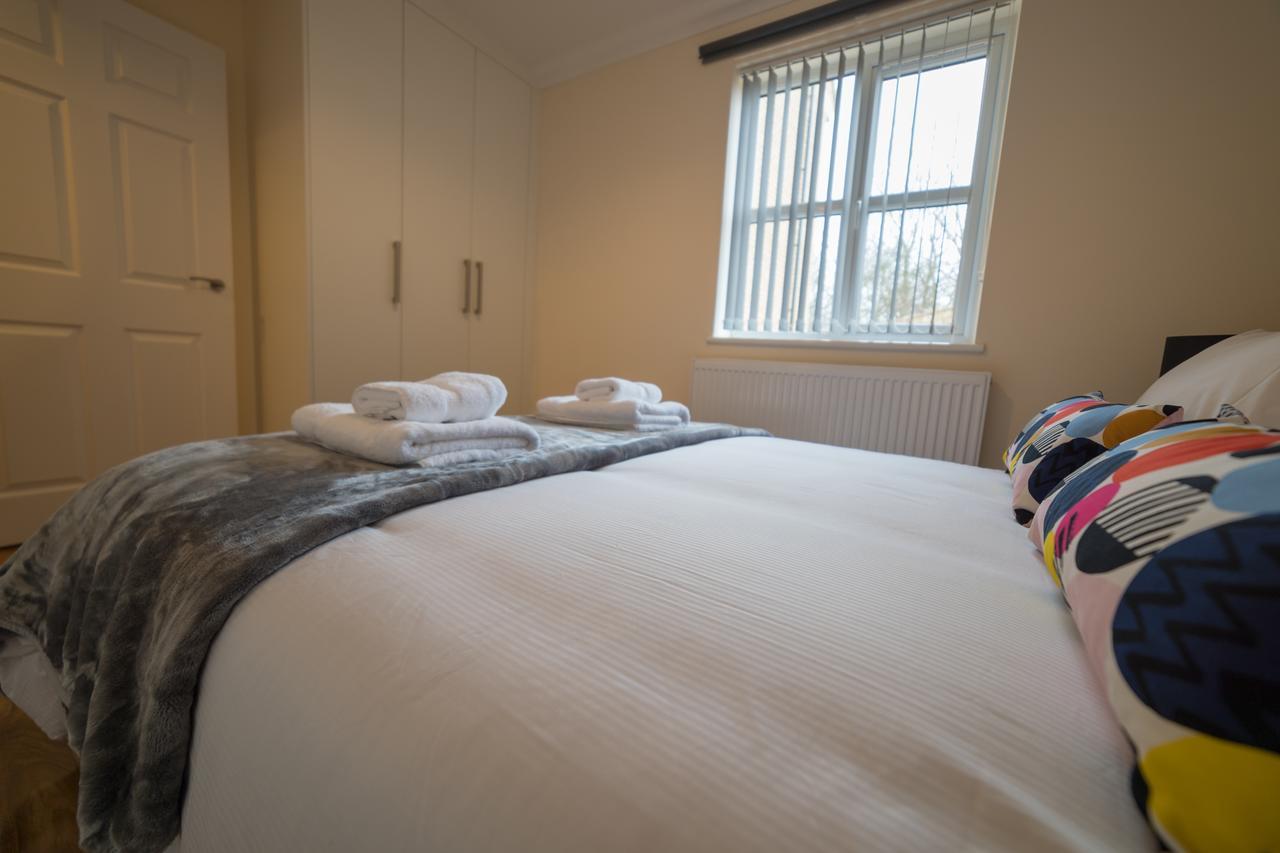 London Heathrow Serviced Apartments Ashford  Exterior foto