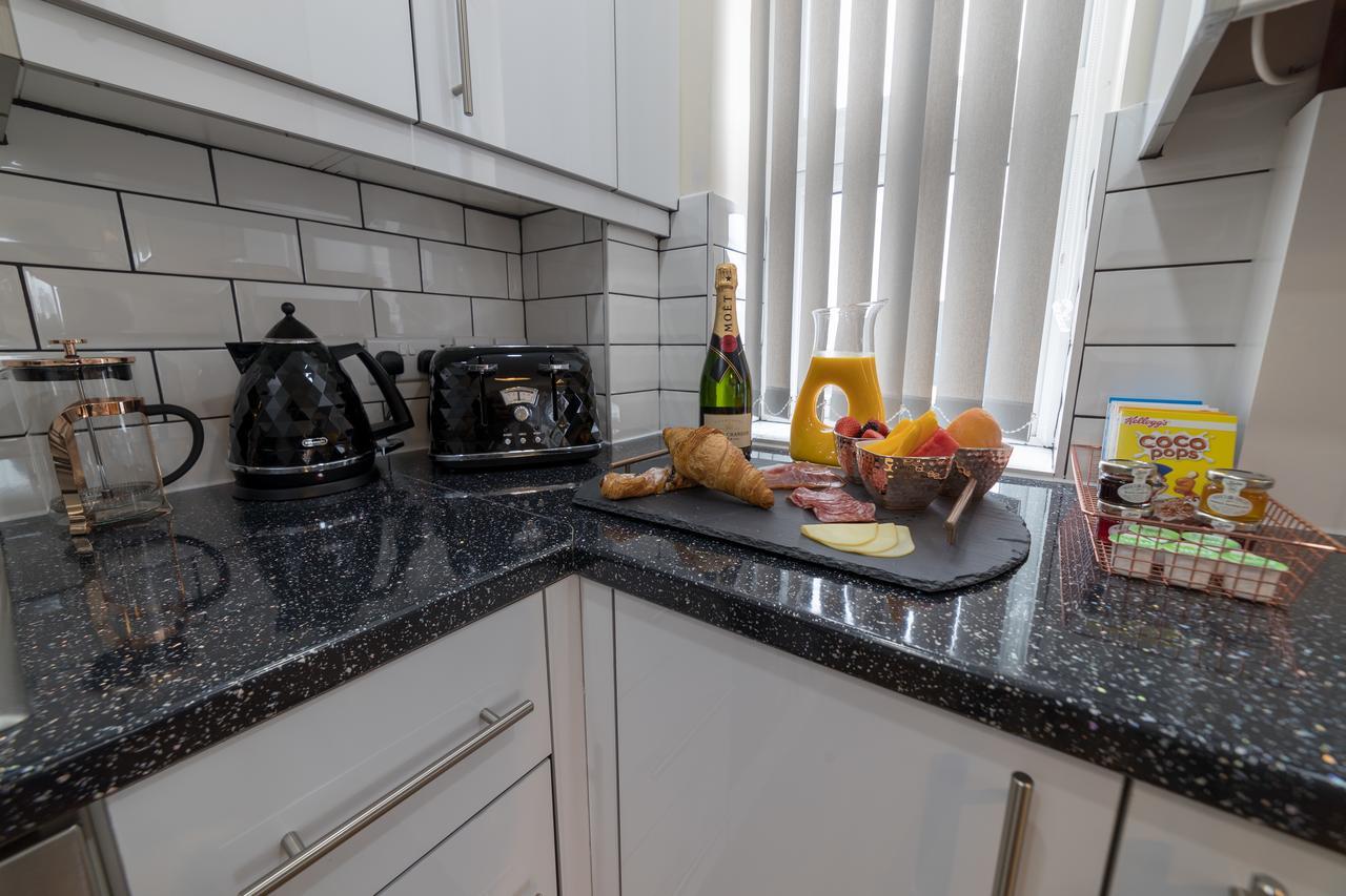 London Heathrow Serviced Apartments Ashford  Exterior foto