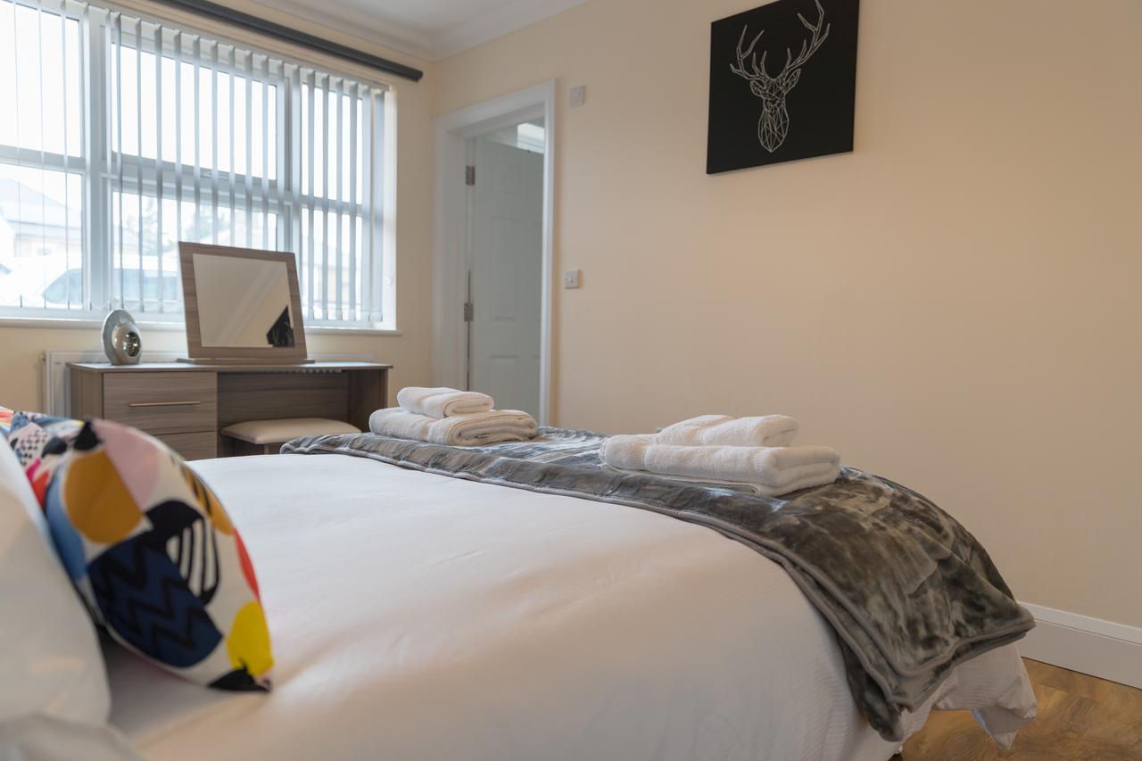 London Heathrow Serviced Apartments Ashford  Exterior foto