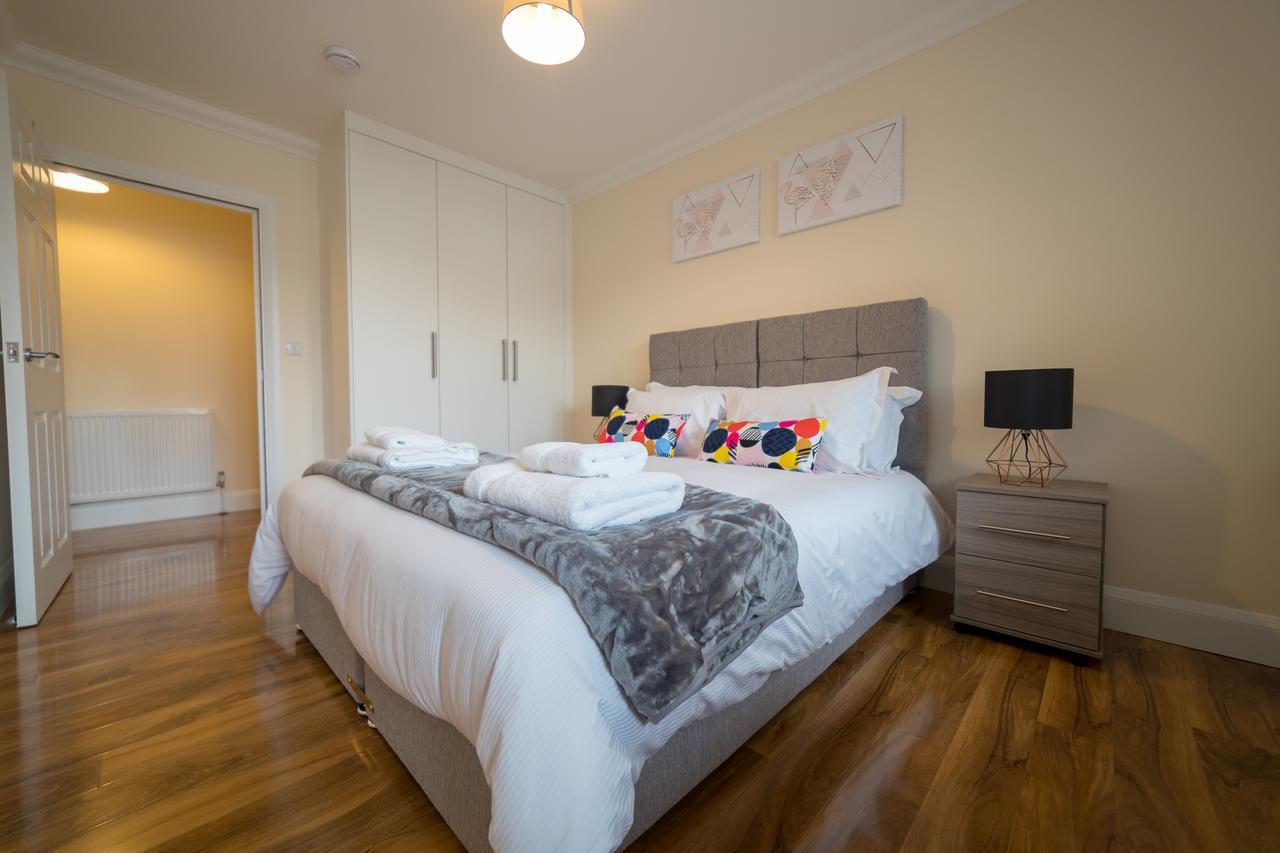London Heathrow Serviced Apartments Ashford  Exterior foto