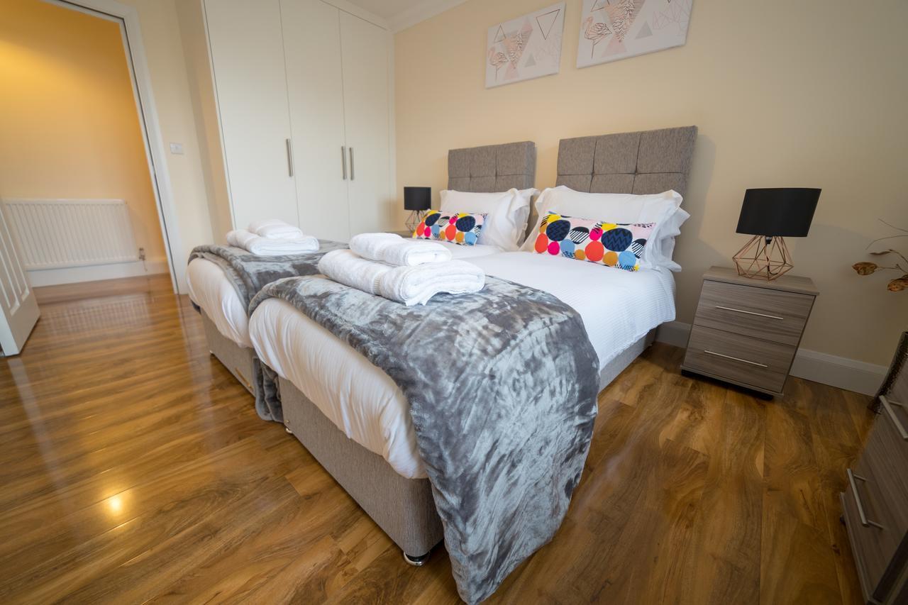 London Heathrow Serviced Apartments Ashford  Exterior foto